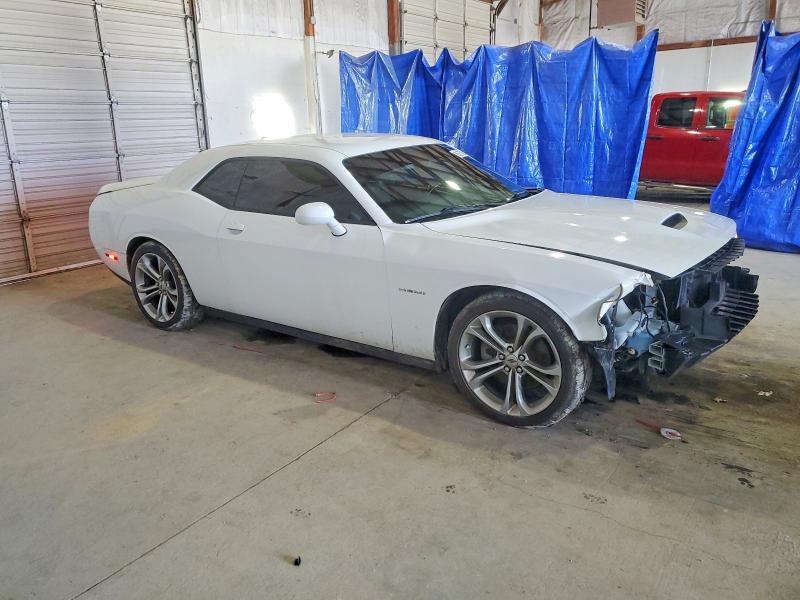 73553205 :رقم المزاد ، 2C3CDZBT1NH105621 vin ، 2022 Dodge Challenger مزاد بيع