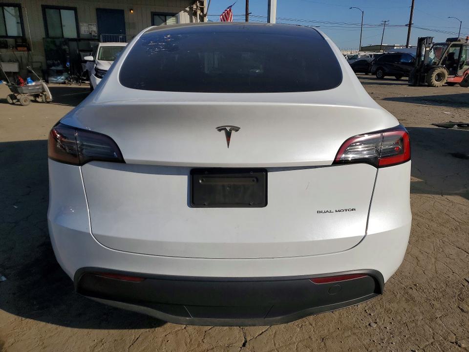 Продаж на аукціоні авто 2024 Tesla Model Y, vin: 7SAYGDEE6RA228190, номер лоту: 75769385