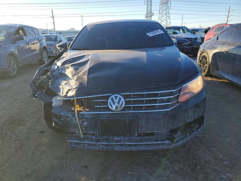Продажа на аукционе авто 2017 Volkswagen Passat S, vin: 1VWAT7A3XHC042762, номер лота: 79650695