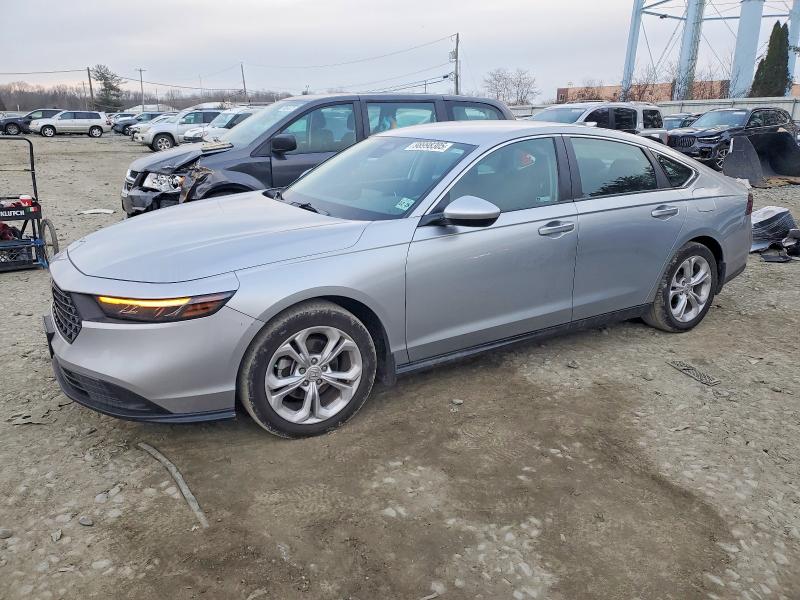 Продаж на аукціоні авто 2024 Honda Accord Lx, vin: 1HGCY1F26RA017155, номер лоту: 98998305