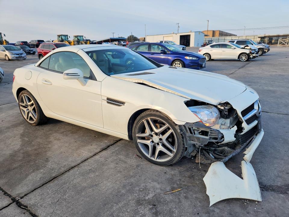 Aukcja sprzedaży 2013 Mercedes-benz Slk, vin: WDDPK4HA8DF052742, numer aukcji: 75120025