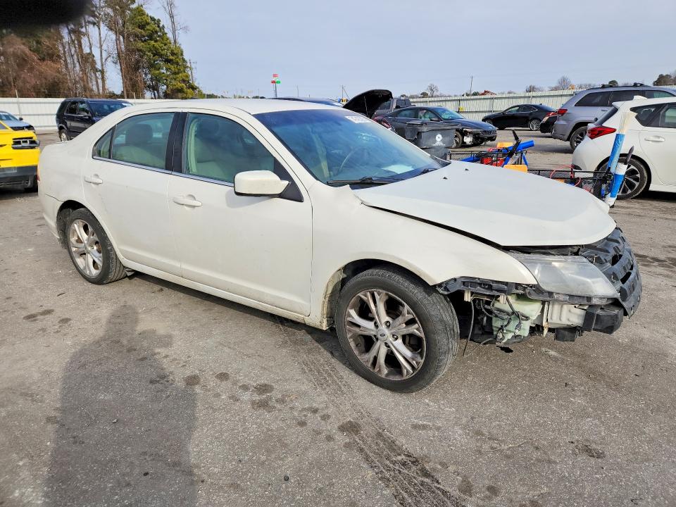 74743325 :رقم المزاد ، 3FAHP0HG0CR187802 vin ، 2012 Ford Fusion مزاد بيع