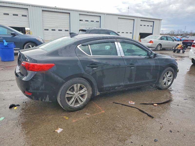Auction sale of the 2013 Acura Ilx, vin: 19VDE1F31DE019964, lot number: 98567155