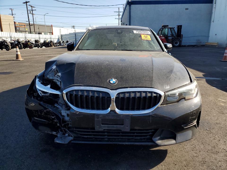 2019 Bmw 330i მანქანა იყიდება აუქციონზე, vin: WBA5R1C50KAK11900, აუქციონის ნომერი: 75084865