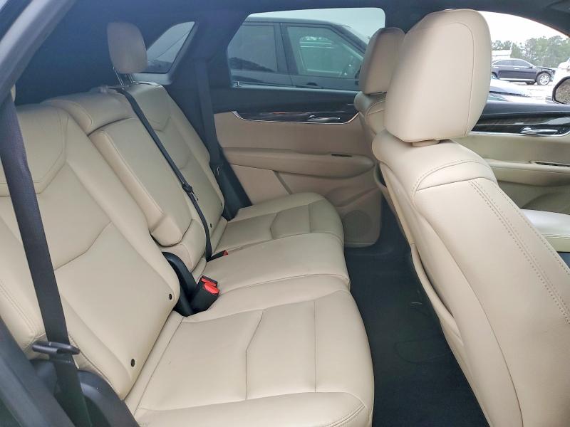 Продажа на аукционе авто 2017 Cadillac Xt5, vin: 1GYKNARS8HZ121249, номер лота: 99822755