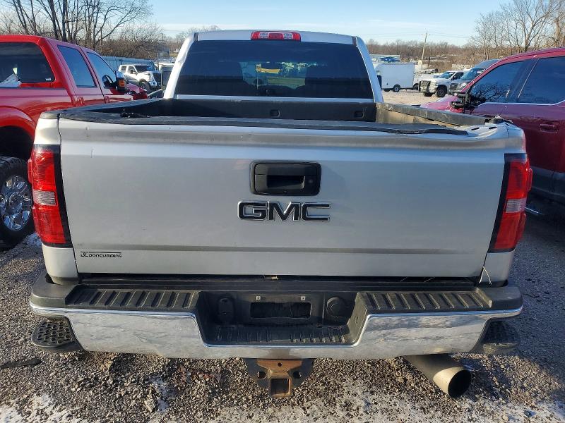 74461905 :رقم المزاد ، 1GT12REY6HF113509 vin ، 2017 Gmc Sierra مزاد بيع