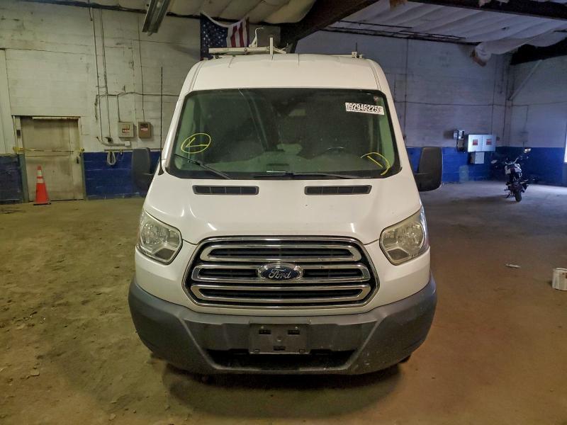 92946225 :رقم المزاد ، 1FTNR2CV3FKA22649 vin ، 2015 Ford Transit مزاد بيع