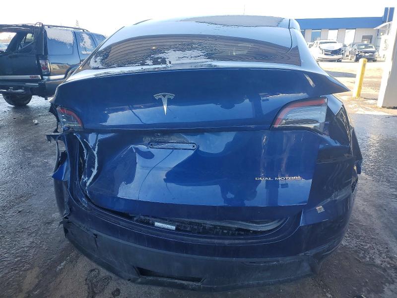 2024 Tesla Model Y მანქანა იყიდება აუქციონზე, vin: 7SAYGDEE3RA282692, აუქციონის ნომერი: 72521415
