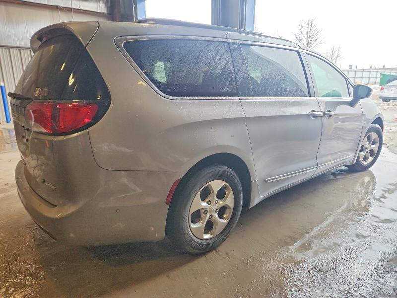 Продаж на аукціоні авто 2018 Chrysler Pacifica, vin: 2C4RC1N70JR213144, номер лоту: 99909605