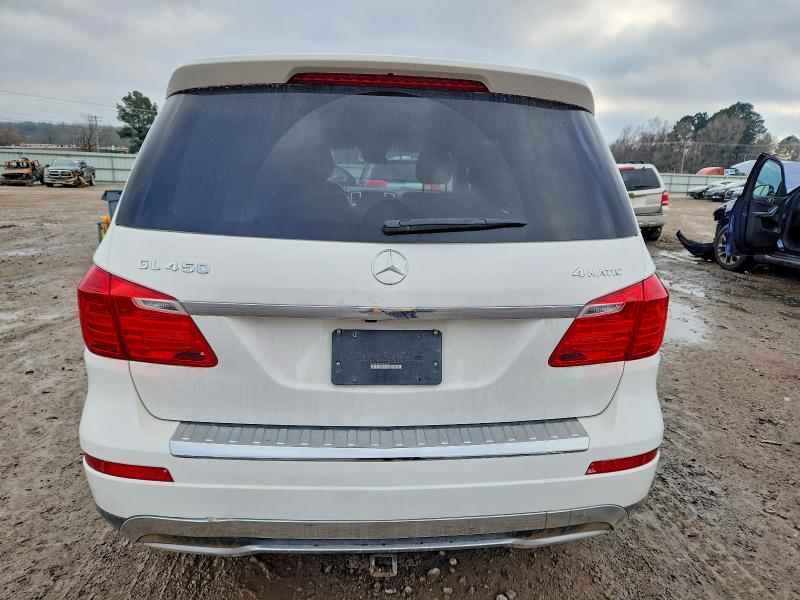 75554965 :رقم المزاد ، 4JGDF6EE0FA575057 vin ، 2015 Mercedes-benz Gl مزاد بيع