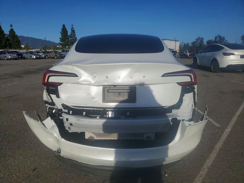 75404725 :رقم المزاد ، 5YJ3E1EAXSF083446 vin ، 2025 Tesla Model 3 مزاد بيع