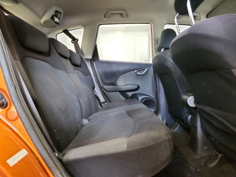 99961395 :رقم المزاد ، JHMGE8H84AS800104 vin ، 2010 Honda Fit مزاد بيع