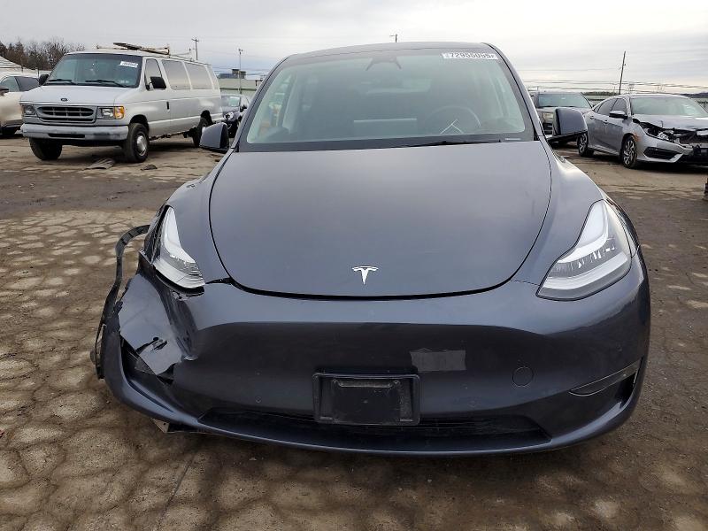 Auction sale of the 2022 Tesla Model Y, vin: 7SAYGDEEXNA008108, lot number: 72955055