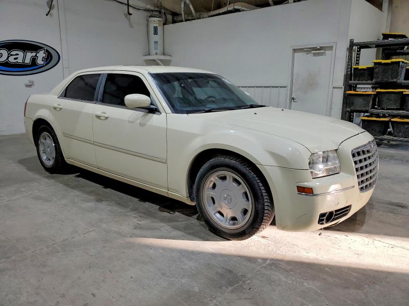 Продажа на аукционе авто 2006 Chrysler 300, vin: 2C3LA53G16H208235, номер лота: 74123585