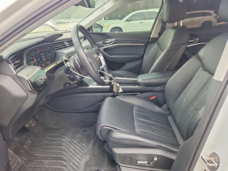 2024 Audi Q8 E-tron მანქანა იყიდება აუქციონზე, vin: WA16ABGE8RB008525, აუქციონის ნომერი: 75685295
