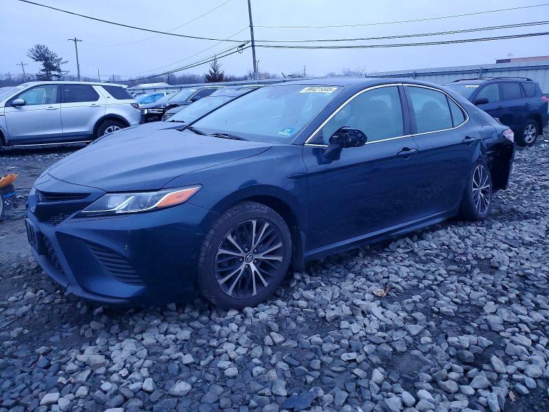2020 Toyota Camry მანქანა იყიდება აუქციონზე, vin: 4T1G11AK9LU877631, აუქციონის ნომერი: 99421445