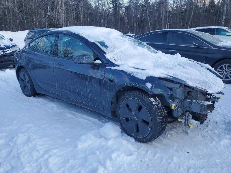Продажа на аукционе авто 2022 Tesla Model 3, vin: 5YJ3E1EB2NF323439, номер лота: 73718115