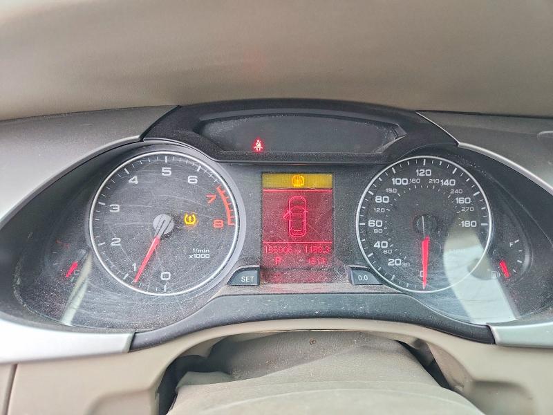 Продажа на аукционе авто 2010 Audi A4, vin: WAUSFAFL0AA012642, номер лота: 98616355