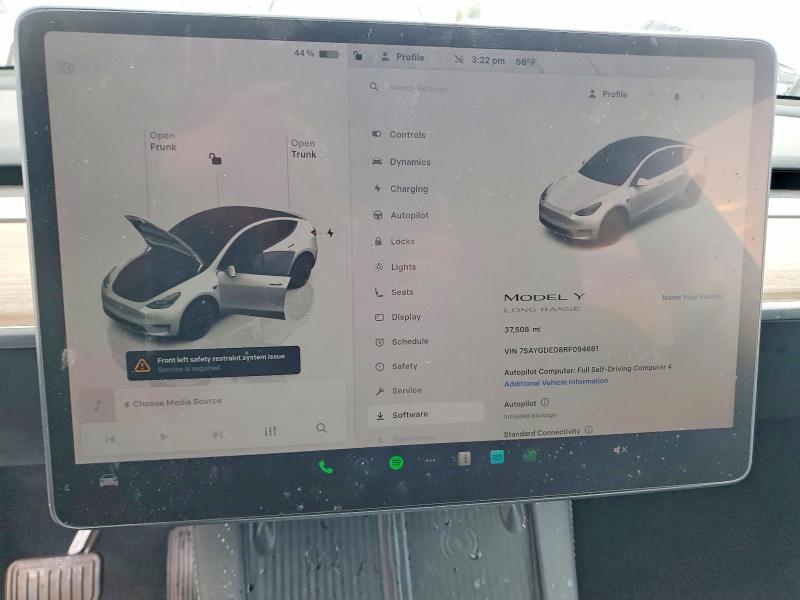 2024 Tesla Model Y მანქანა იყიდება აუქციონზე, vin: 7SAYGDED8RF094681, აუქციონის ნომერი: 74398615