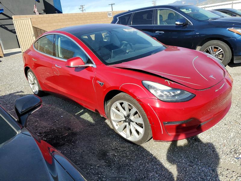 73890735 :رقم المزاد ، 5YJ3E1EA9JF015413 vin ، 2018 Tesla Model 3 مزاد بيع