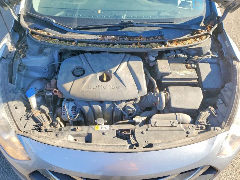 2013 Hyundai Elantra Gt მანქანა იყიდება აუქციონზე, vin: KMHD35LE0DU081976, აუქციონის ნომერი: 73110825