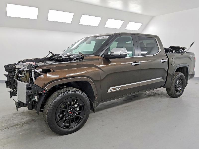 2025 Toyota Tundra მანქანა იყიდება აუქციონზე, vin: 5TFMA5DB9SX317356, აუქციონის ნომერი: 99847325
