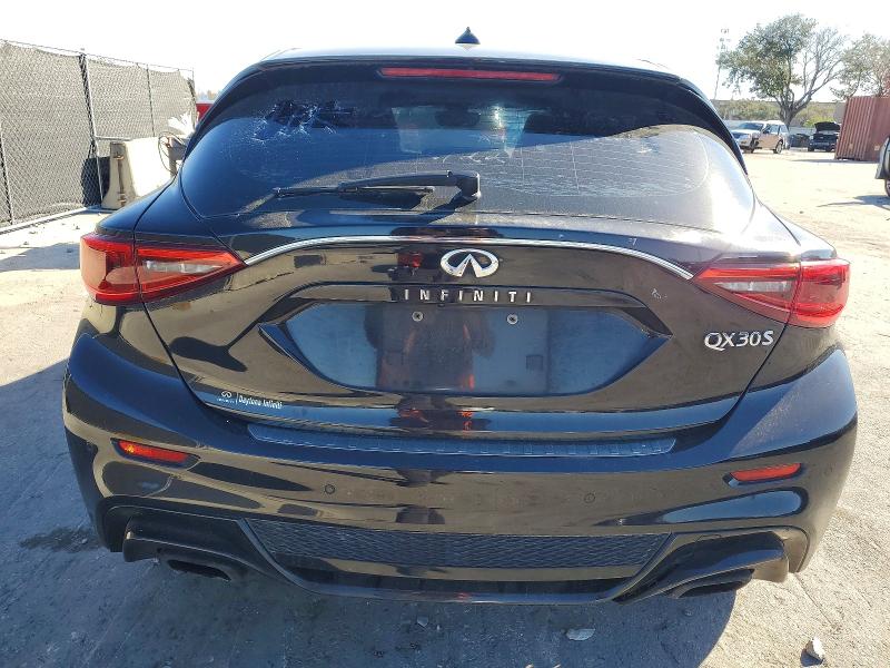 74814045 :رقم المزاد ، SJKCH5CP1HA020658 vin ، 2017 Infiniti Qx30 Base مزاد بيع