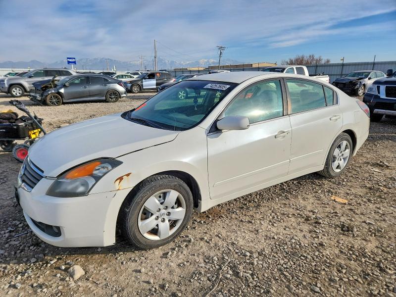 2007 Nissan Altima მანქანა იყიდება აუქციონზე, vin: 1N4AL21E27C173244, აუქციონის ნომერი: 74257605