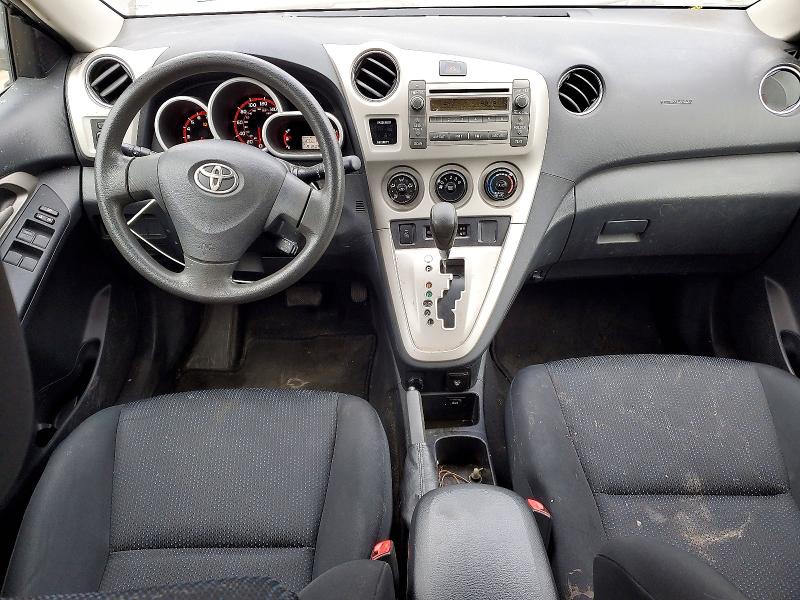 99015895 :رقم المزاد ، 2T1LE4EE5AC013733 vin ، 2010 Toyota Corolla Matrix مزاد بيع