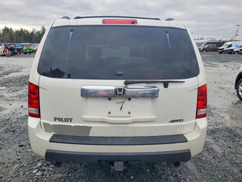 Auction sale of the 2011 Honda Pilot Lx, vin: 5FNYF4H21BB505323, lot number: 73028335