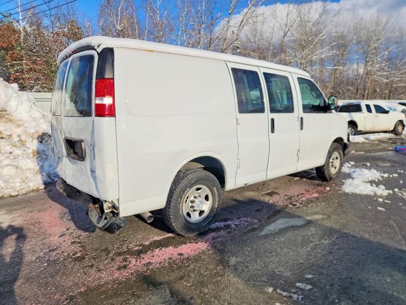 98614215 :رقم المزاد ، 1GCWGAFP4J1344376 vin ، 2018 Chevrolet Express G2500 مزاد بيع