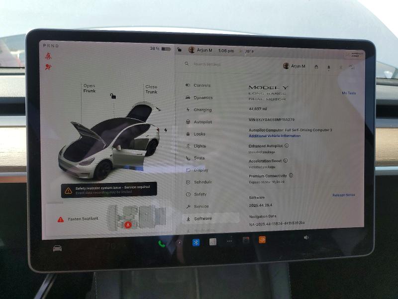 2021 Tesla Model Y მანქანა იყიდება აუქციონზე, vin: 5YJYGAEE8MF155279, აუქციონის ნომერი: 75635025