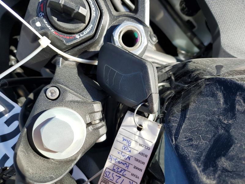 72528915 :رقم المزاد ، ML5EXGJ16SDA72525 vin ، 2025 Kawasaki Ex500 مزاد بيع