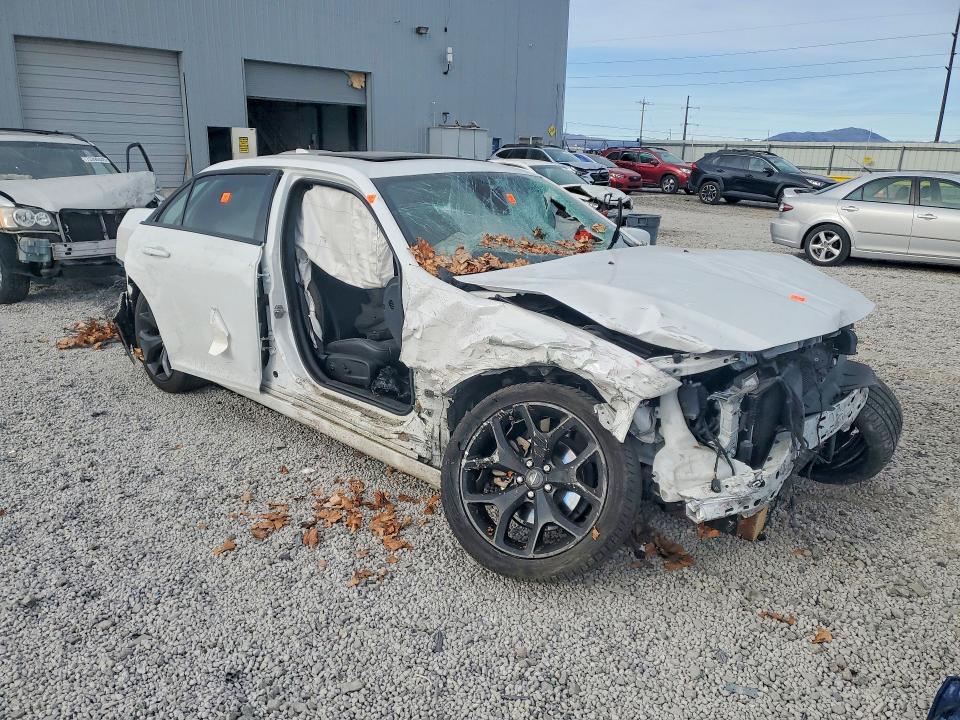 74903075 :رقم المزاد ، 2C3CCABG5NH245422 vin ، 2022 Chrysler 300 مزاد بيع