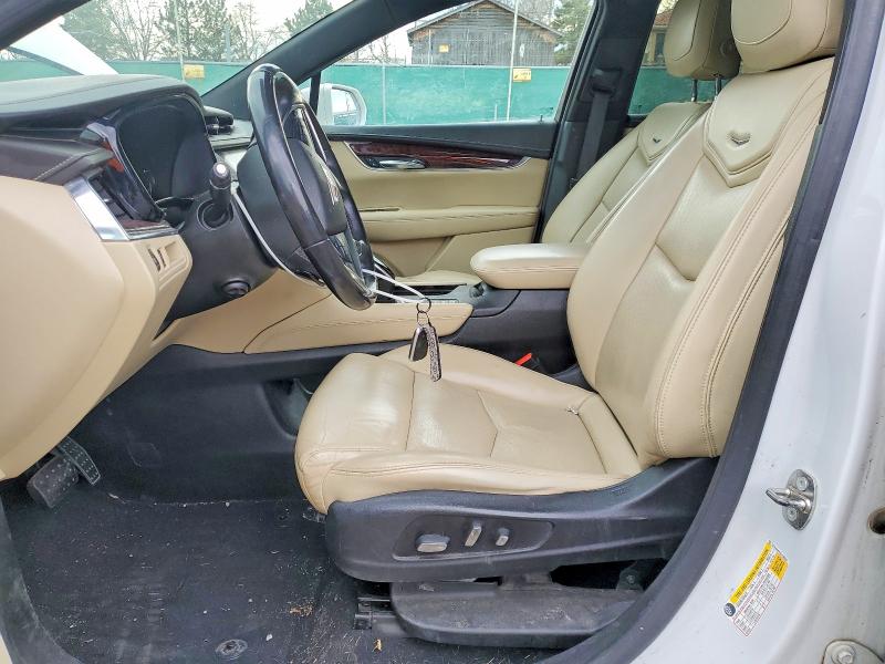 73922755 :رقم المزاد ، 1GYKNDRS3JZ136829 vin ، 2018 Cadillac Xt5 مزاد بيع