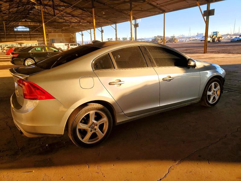 72459295 :رقم المزاد ، YV1612FSXD1223281 vin ، 2013 Volvo S60 T5 مزاد بيع