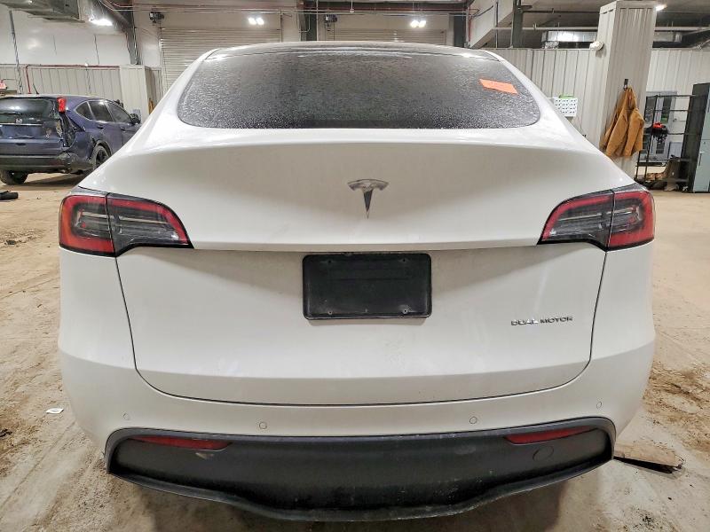 Продажа на аукционе авто 2021 Tesla Model Y, vin: 5YJYGAEE5MF285844, номер лота: 74630105