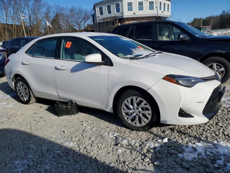 74411315 :رقم المزاد ، 2T1BURHE3JC045247 vin ، 2018 Toyota Corolla مزاد بيع