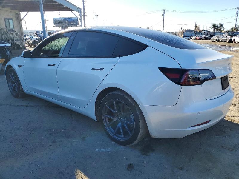 99670345 :رقم المزاد ، 5YJ3E1EB2NF237791 vin ، 2022 Tesla Model 3 مزاد بيع