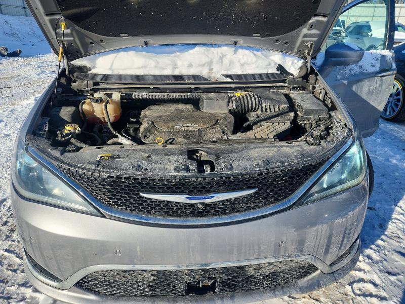74547245 :رقم المزاد ، 2C4RC1EG2KR506285 vin ، 2019 Chrysler Pacifica مزاد بيع