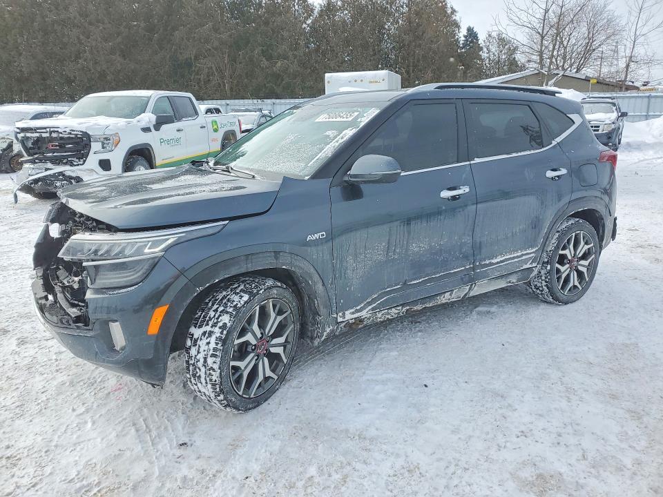 2023 Kia Seltos მანქანა იყიდება აუქციონზე, vin: KNDETCA26P7369655, აუქციონის ნომერი: 75086455
