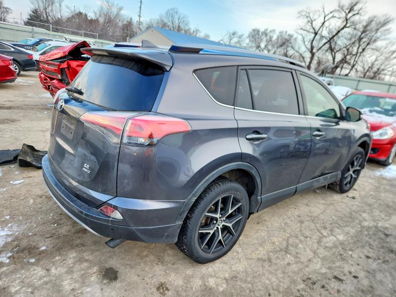 75051815 :رقم المزاد ، JTMJFREV0HJ704460 vin ، 2017 Toyota Rav4 مزاد بيع