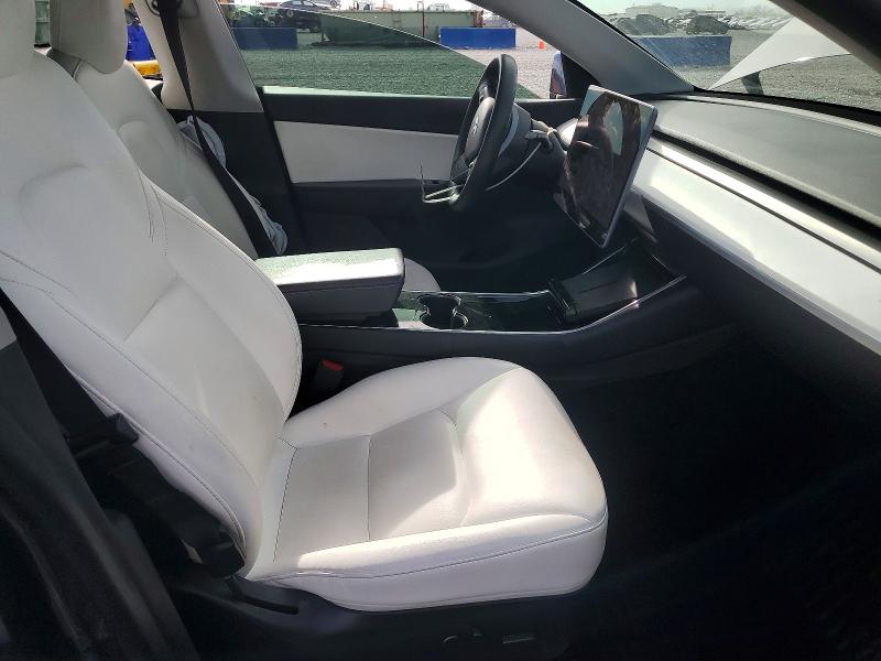Продажа на аукционе авто 2021 Tesla Model Y, vin: 5YJYGDEE2MF093170, номер лота: 72779715