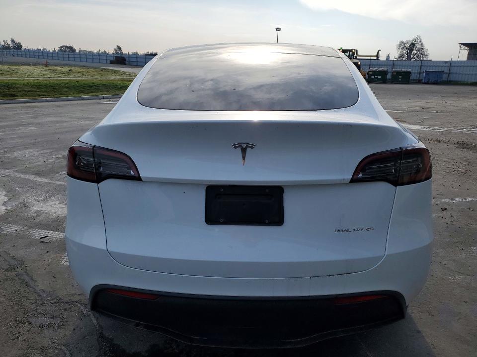 2023 Tesla Model Y მანქანა იყიდება აუქციონზე, vin: 7SAYGDEE0PF844550, აუქციონის ნომერი: 75658115