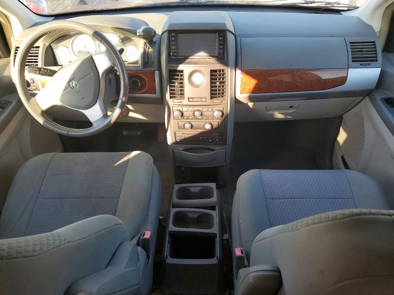73918985 :رقم المزاد ، 2A8HR54P88R700047 vin ، 2008 Chrysler Town & Country مزاد بيع