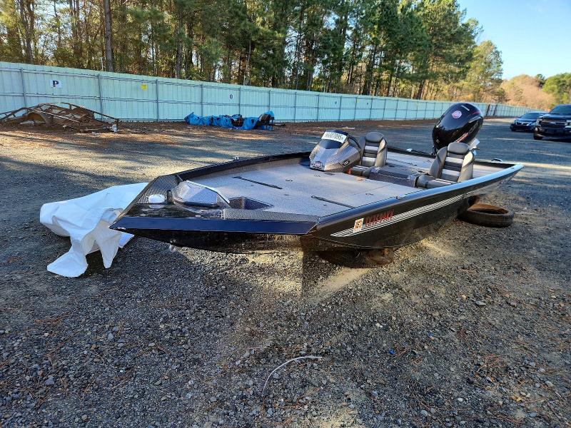 2024 Land Rover Boat მანქანა იყიდება აუქციონზე, vin: RGR40748D424, აუქციონის ნომერი: 96807095