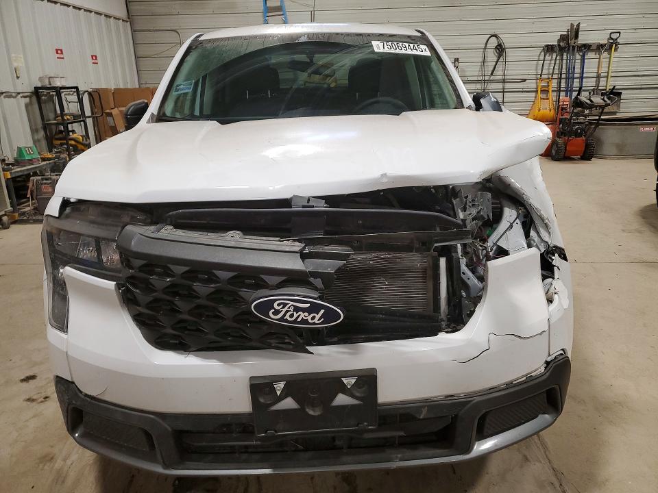 75069445 :رقم المزاد ، 3FTTW8J35SRA84421 vin ، 2025 Ford Maverick مزاد بيع