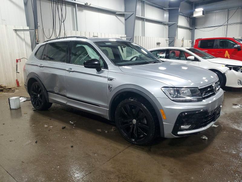 73999615 :رقم المزاد ، 3VV2B7AX8LM106531 vin ، 2020 Volkswagen Tiguan مزاد بيع