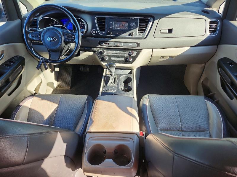 72941225 :رقم المزاد ، KNDMB5C18H6229483 vin ، 2017 Kia Sedona مزاد بيع