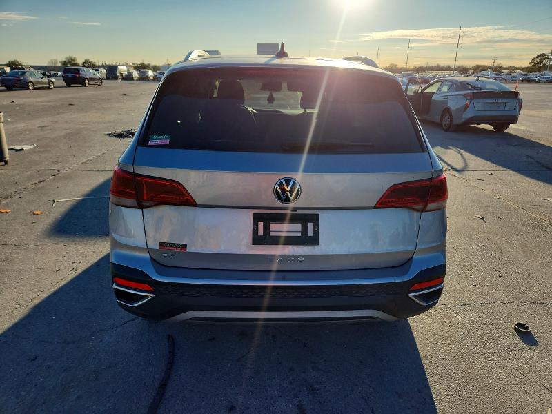 Продаж на аукціоні авто 2022 Volkswagen Taos, vin: 3VVSX7B24NM089038, номер лоту: 72999865